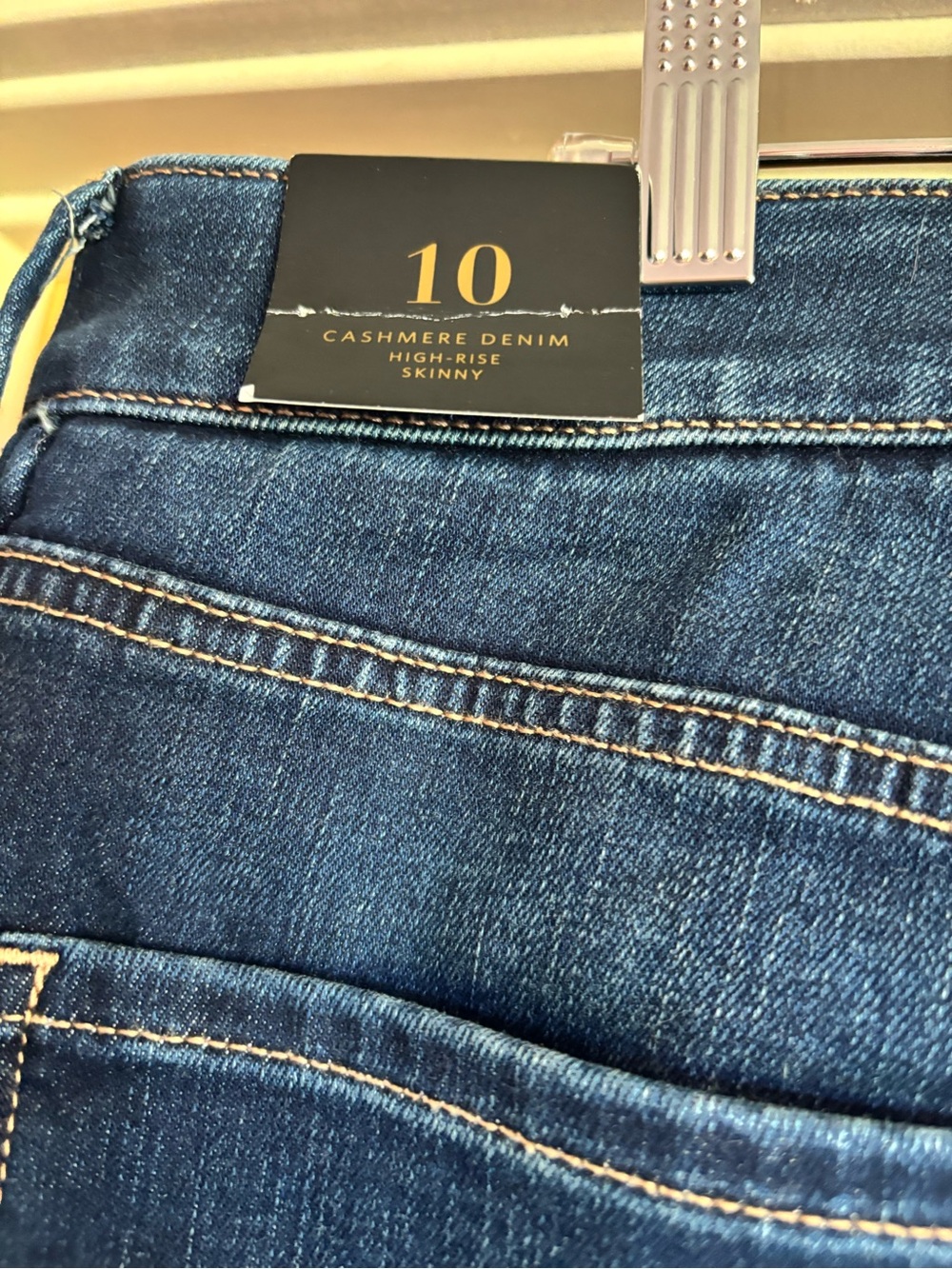 WHBM High Rise Skinny Cashmere Denim Jeans Dark Wash NWT Size 10R - Picture 5 of 6